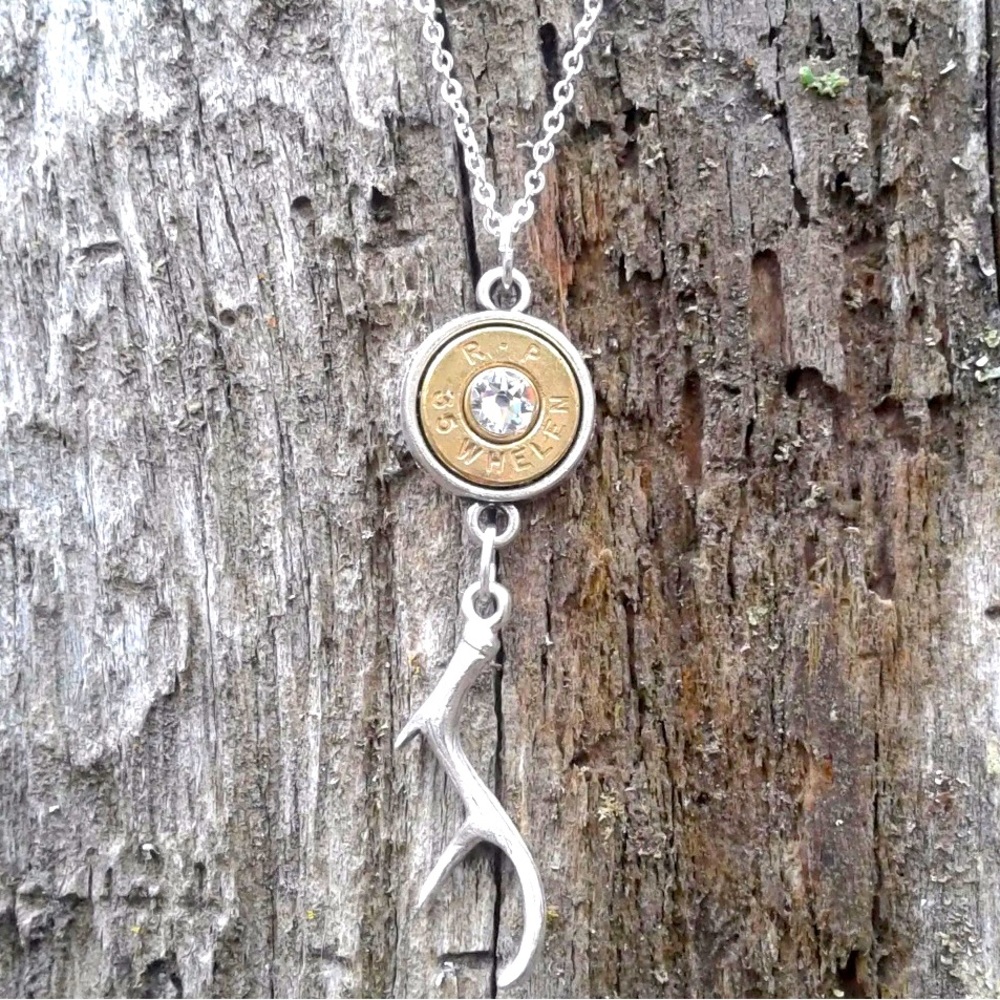 Bad@SS Bugle Antler Necklace